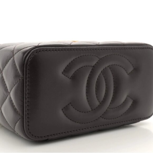 Chanel Lambskin Quilted Small Pillow Crush Vanity Case With Chain Black - Picture 5 of 9